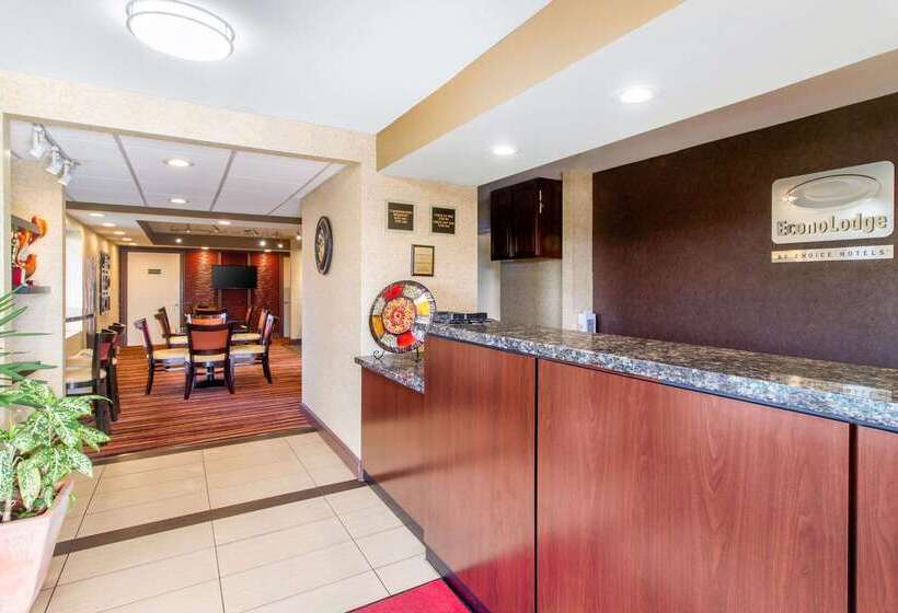 فندق Econo Lodge