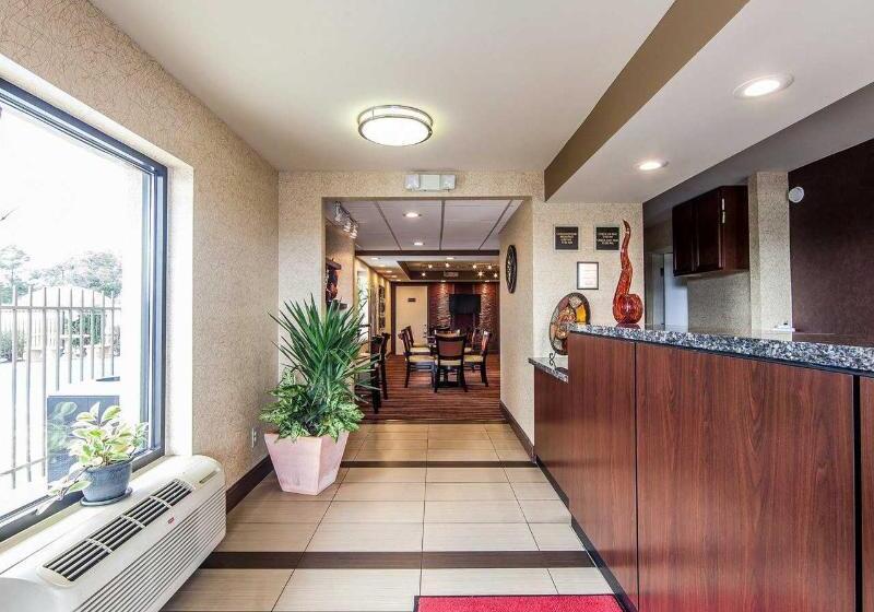 فندق Econo Lodge