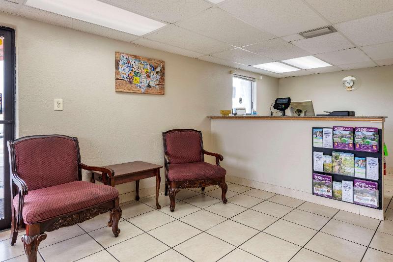 فندق Econo Lodge Sebring