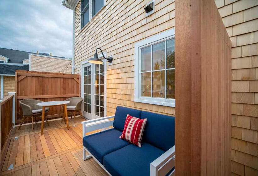 Edgar Hotel Martha S Vineyard, Ascend Hotel Collection