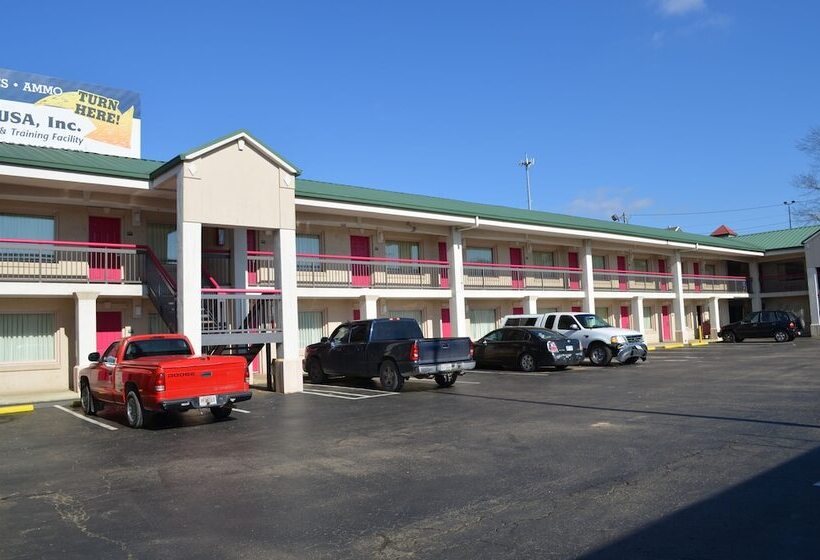 فندق Executive Inn And Suites   Jackson