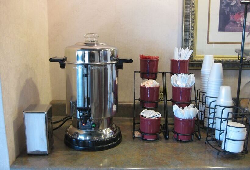 فندق Executive Inn And Suites   Jackson