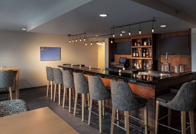 酒店 Fairfield Inn & Suites By Marriott Providence Airport Warwick