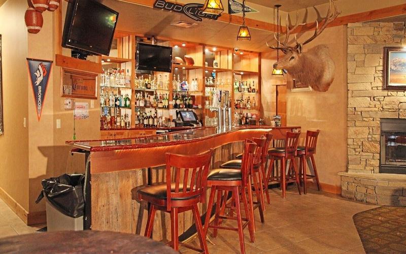 ホテル Flying Saddle Resort And Steak House