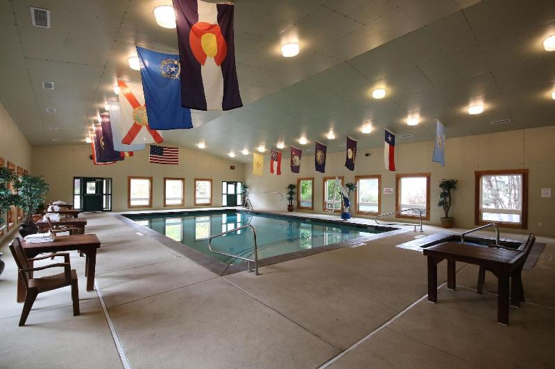 فندق Flying Saddle Resort And Steak House