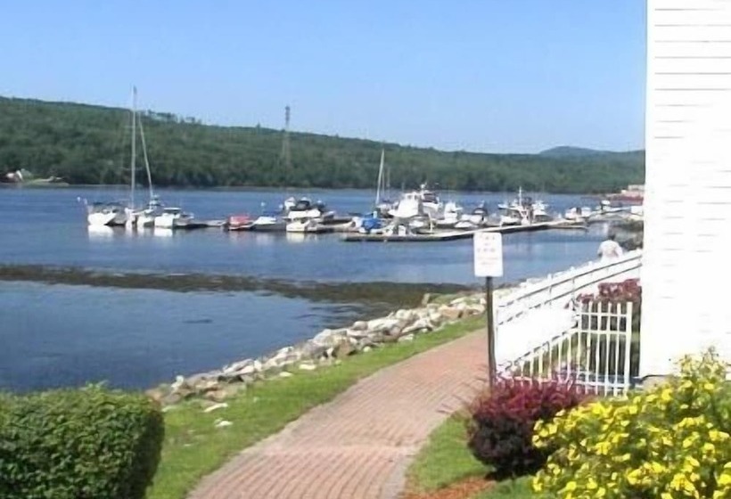 فندق Fort Knox Inn