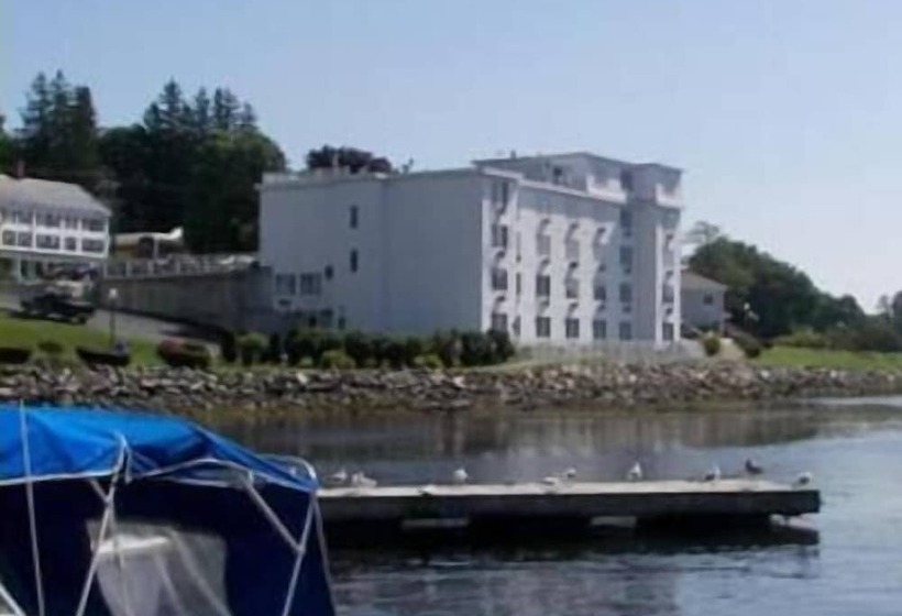 فندق Fort Knox Inn