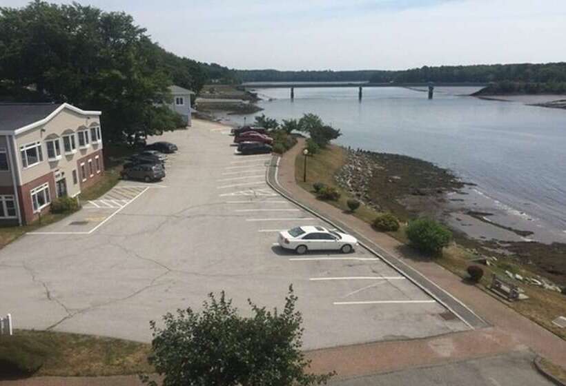 فندق Fort Knox Inn