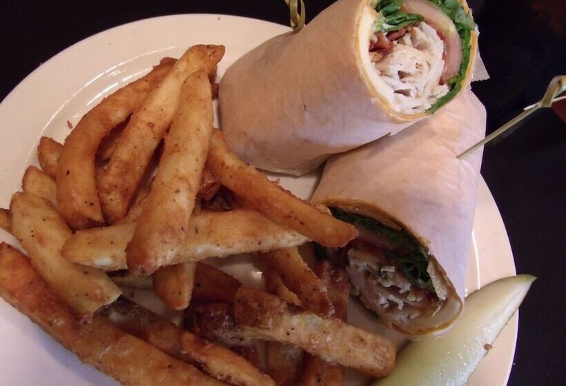 Отель Four Points By Sheraton Allentown Lehigh Valley