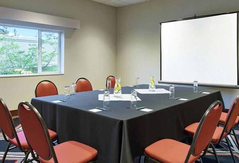 Four Points By Sheraton Bellingham Hotel & Conference Center