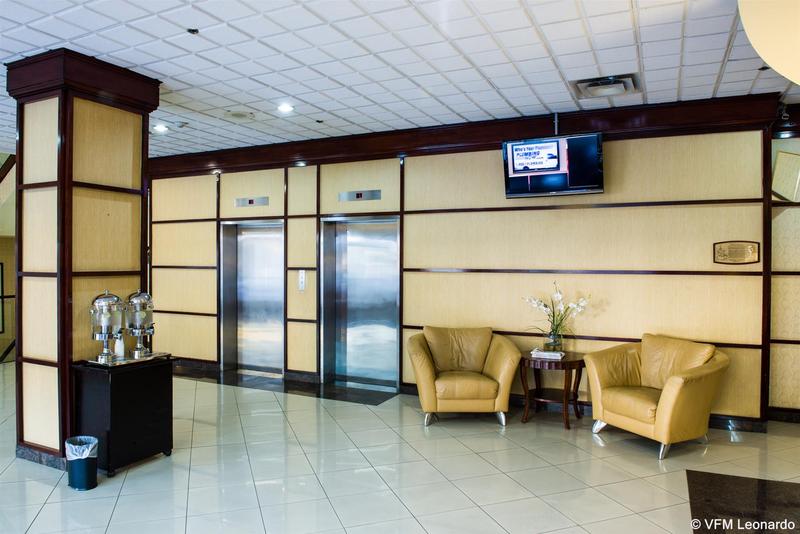 هتل Four Points By Sheraton Windsor Downtown