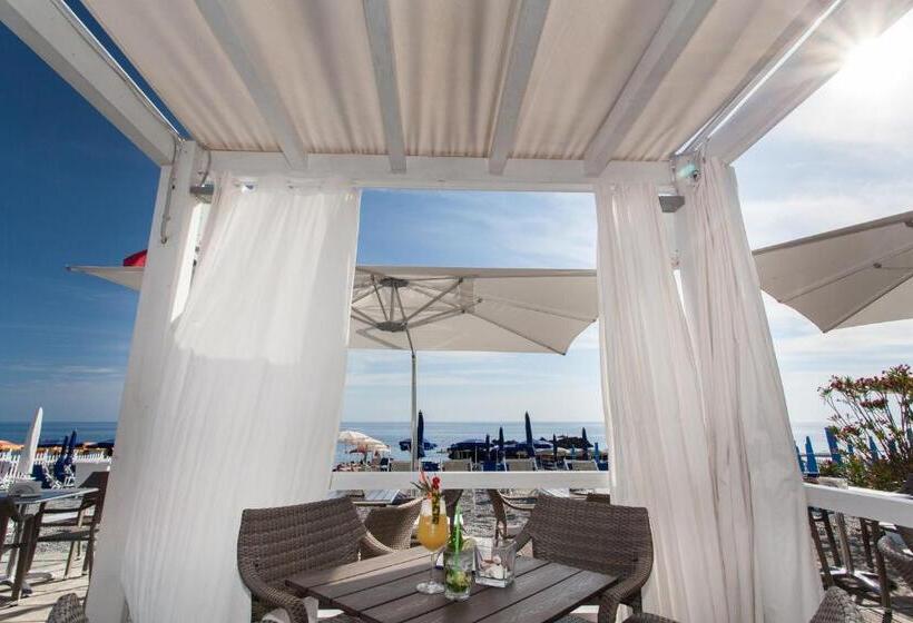 Grand Hotel De Rose