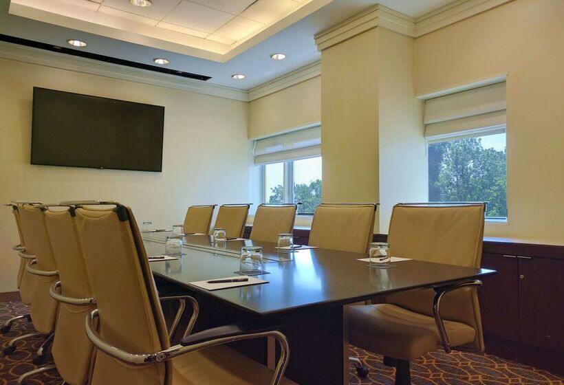 The Park Hotel At Meadowlands