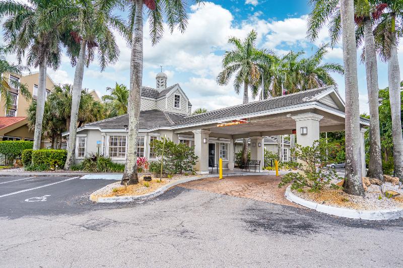 هتل Hotolos Hollywood