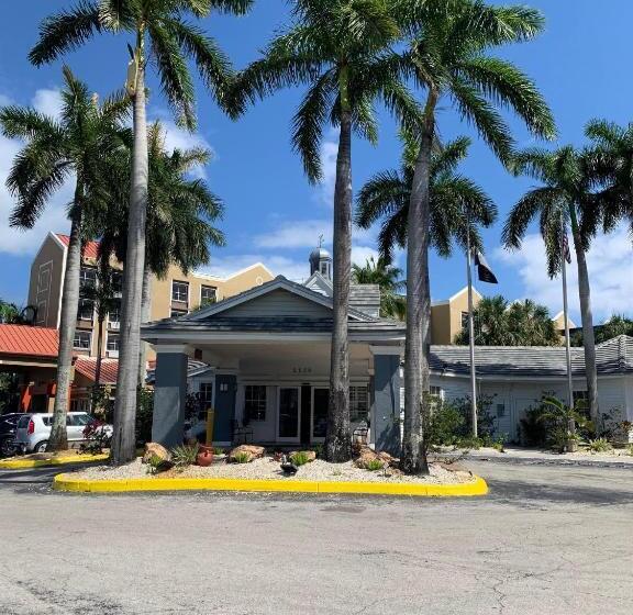 Отель Hotolos Hollywood