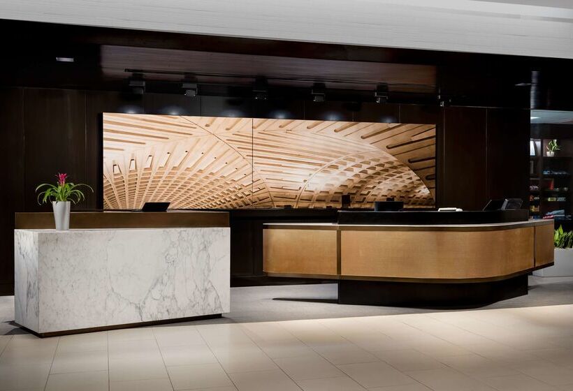 Отель Hyatt Centric Arlington