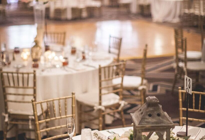 Отель Hyatt Regency Coral Gables In Miami