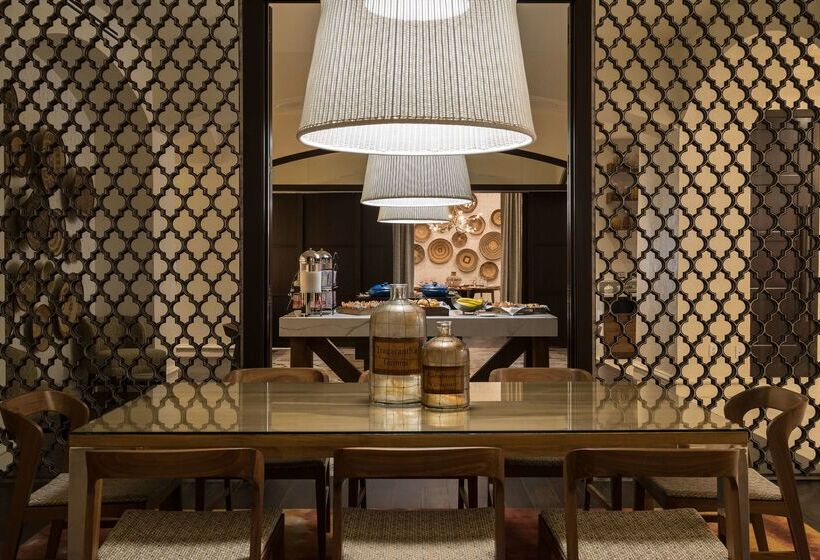 Отель Hyatt Regency Coral Gables In Miami