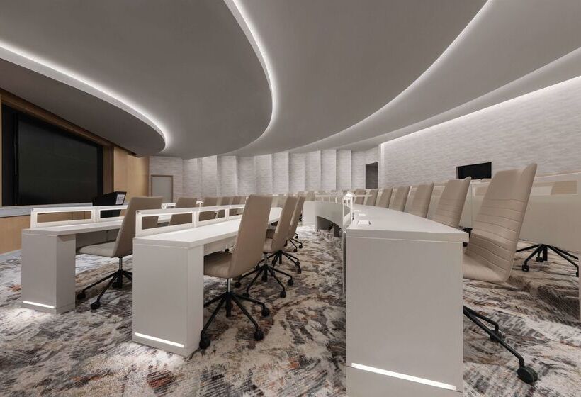 فندق Hyatt Regency Irvine