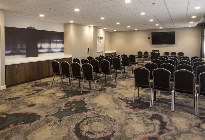 Отель Indigo Harrisburg   Hershey, An Ihg