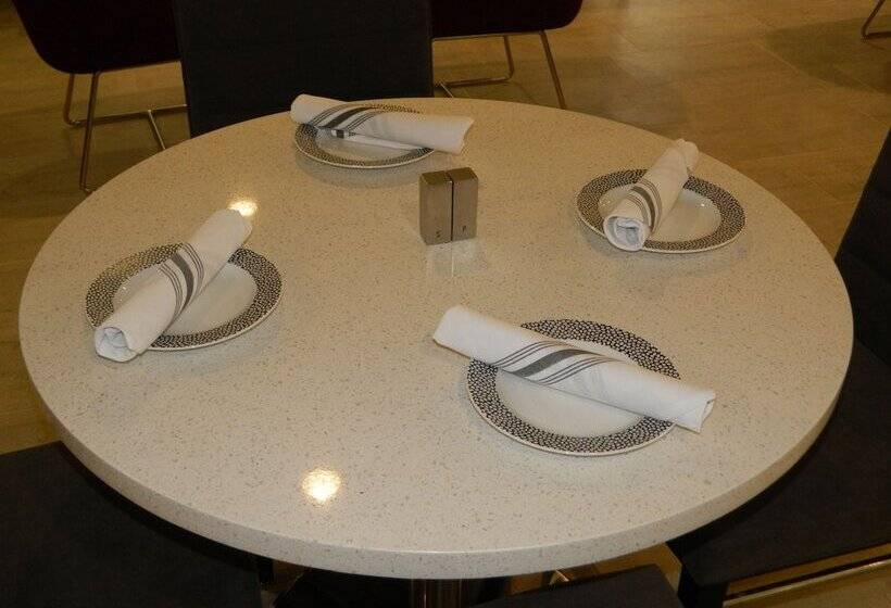 Отель Indigo Harrisburg   Hershey, An Ihg