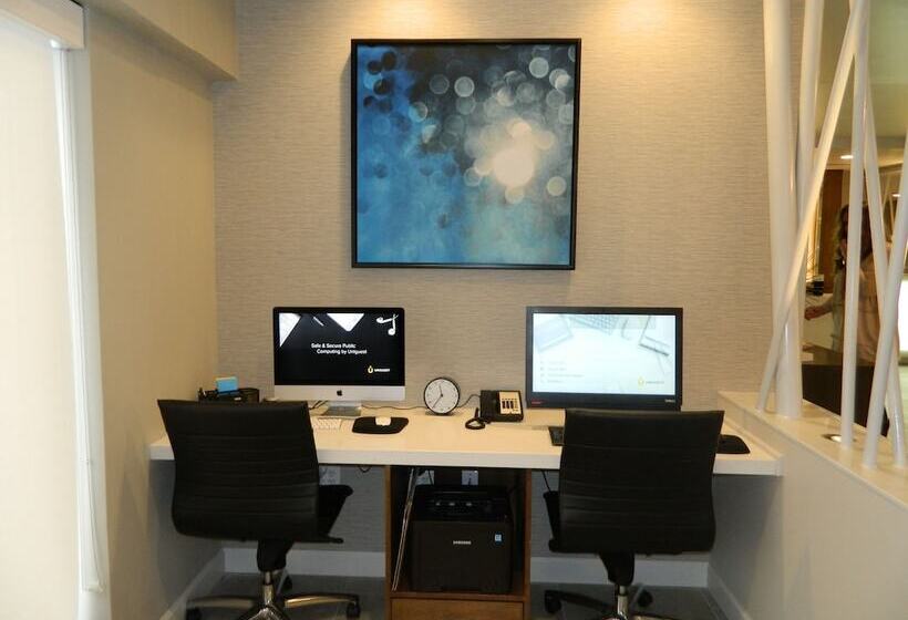 Отель Indigo Harrisburg   Hershey, An Ihg