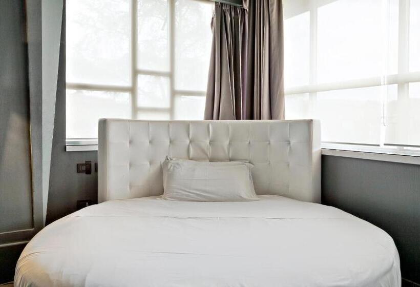 Italiana Hotels Florence