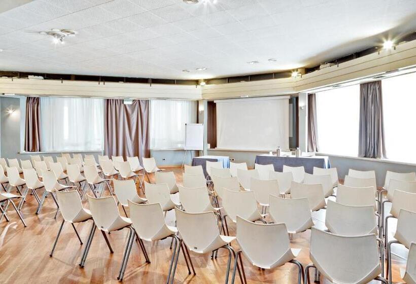 Italiana Hotels Florence