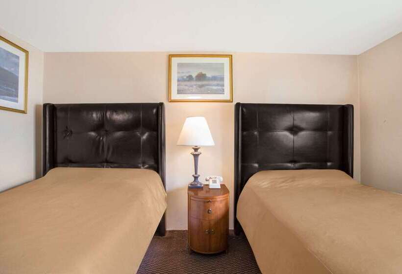 فندق Knights Inn Endwell