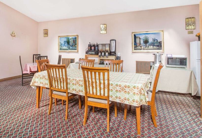 فندق Knights Inn Endwell