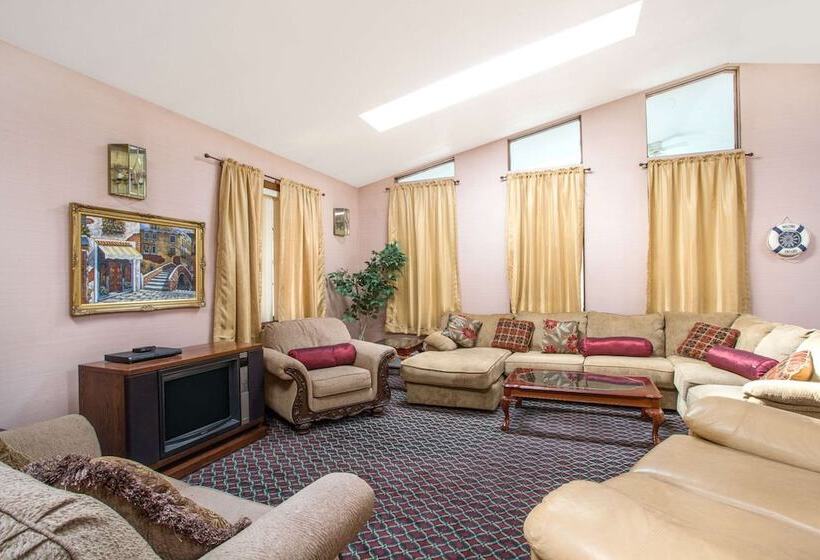 فندق Knights Inn Endwell