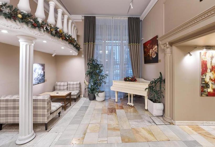 هتل Marco Polo Presnja