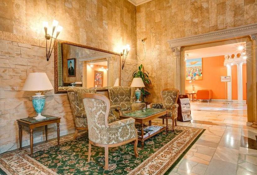 هتل Marco Polo Presnja