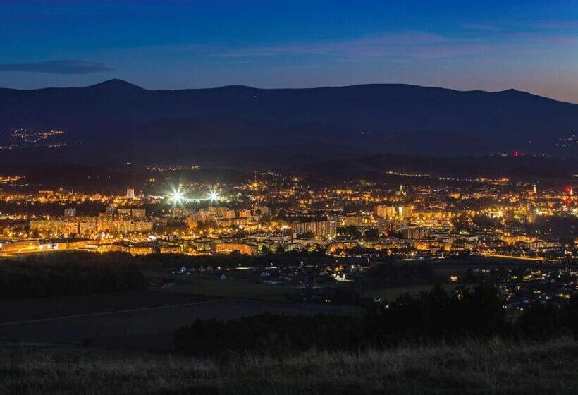 בית מלון כפרי Mercure Jelenia Gora