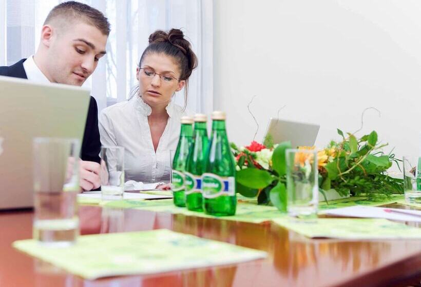 בית מלון כפרי Mercure Jelenia Gora