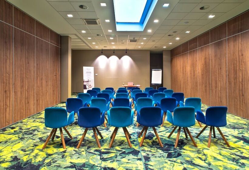 בית מלון כפרי Mercure Jelenia Gora