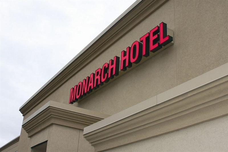 Monarch Hotel & Conference Center