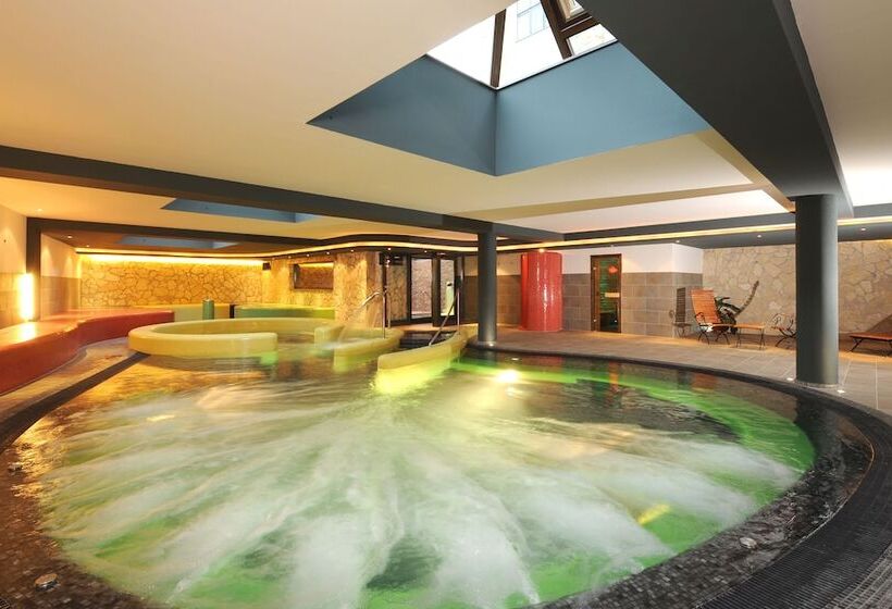 בית מלון כפרי Palota Lillafüred