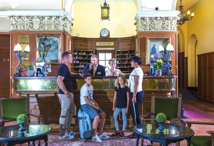 בית מלון כפרי Palota Lillafüred