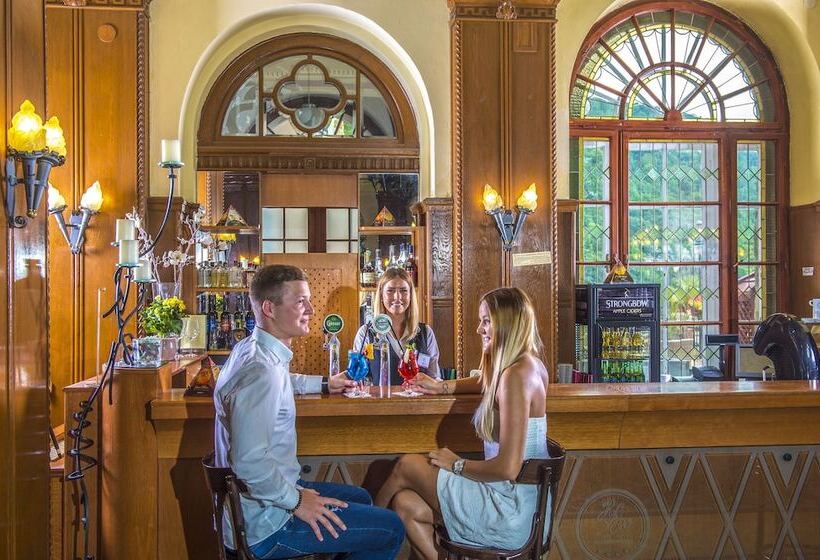 בית מלון כפרי Palota Lillafüred