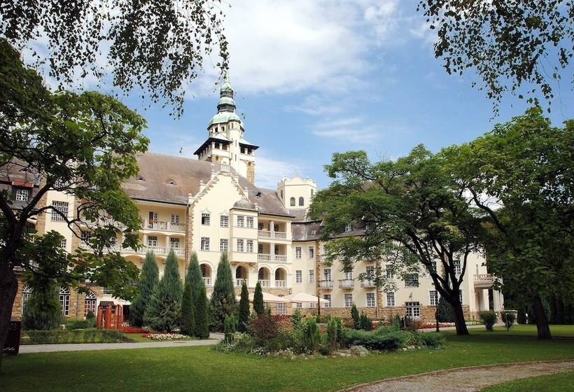 בית מלון כפרי Palota Lillafüred