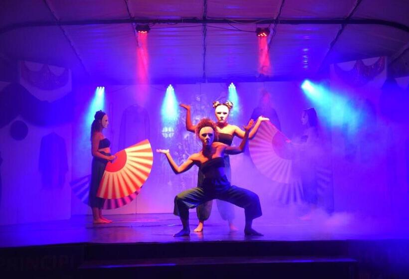 בית מלון כפרי Parco Dei Principi