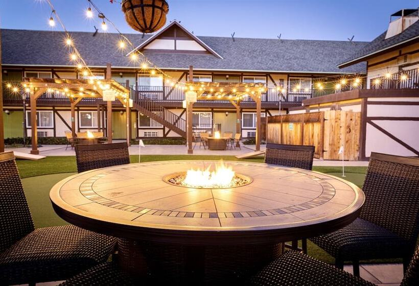 Отель Pea Soup Andersen's Inn