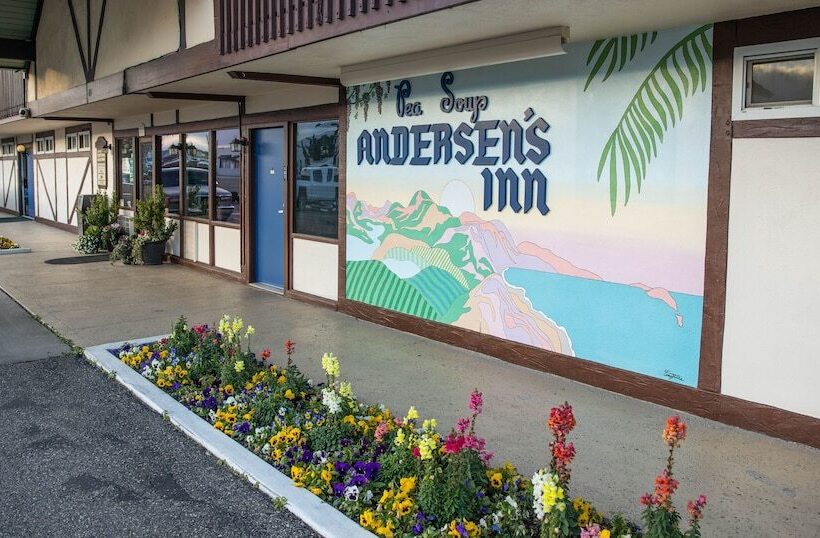 Отель Pea Soup Andersen's Inn