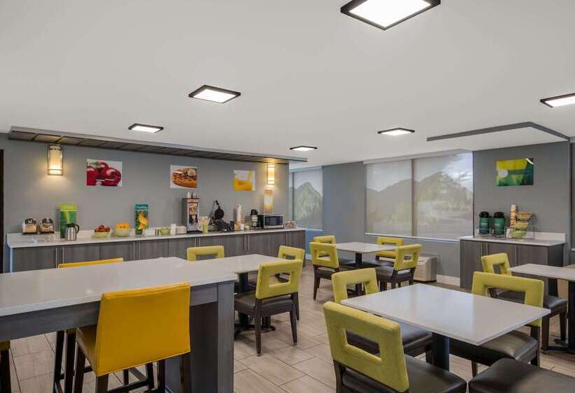 فندق Quality Inn Asheville Airport