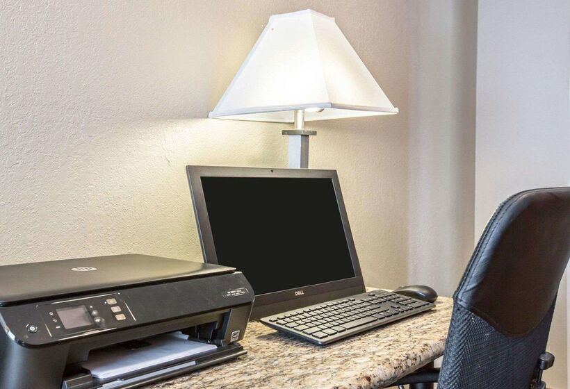 ホテル Quality Inn Buellton  Solvang