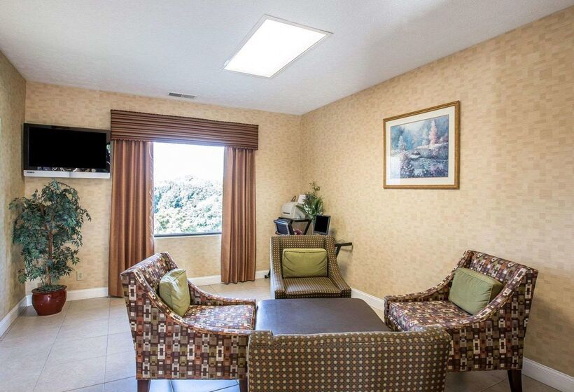 فندق Quality Inn Dahlonega Near University