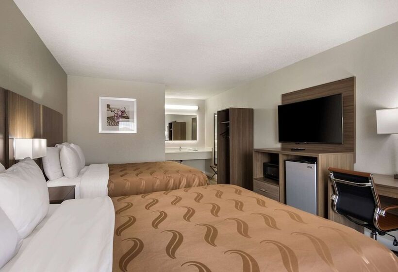 فندق Quality Inn