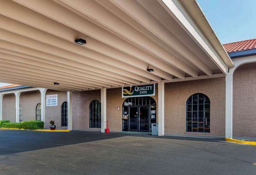 Отель Quality Inn Forsyth Near Ga Public Safety Training Center