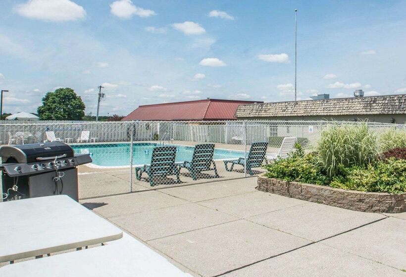 هتل Quality Inn Geneseo